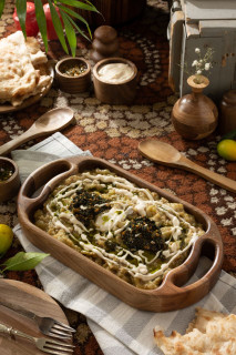 ظرف سرو موجی دسته دار چوب گردو آماهوم بسیار باکیفیت